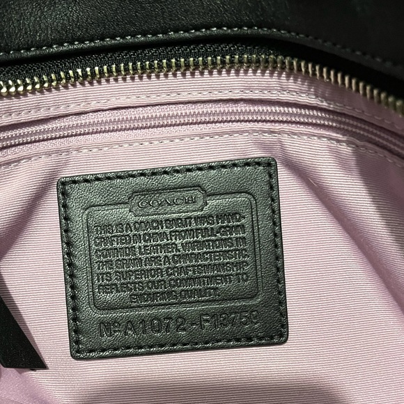 COACH Ashley Black Leather Shoulder Bag Used in Excellent  Condition !!!! - Picture 7 of 8